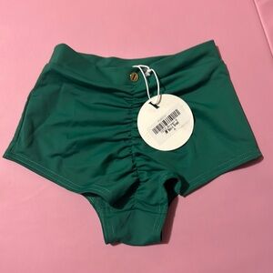 Lunalae pole shorts Sz US 2 EUR 34